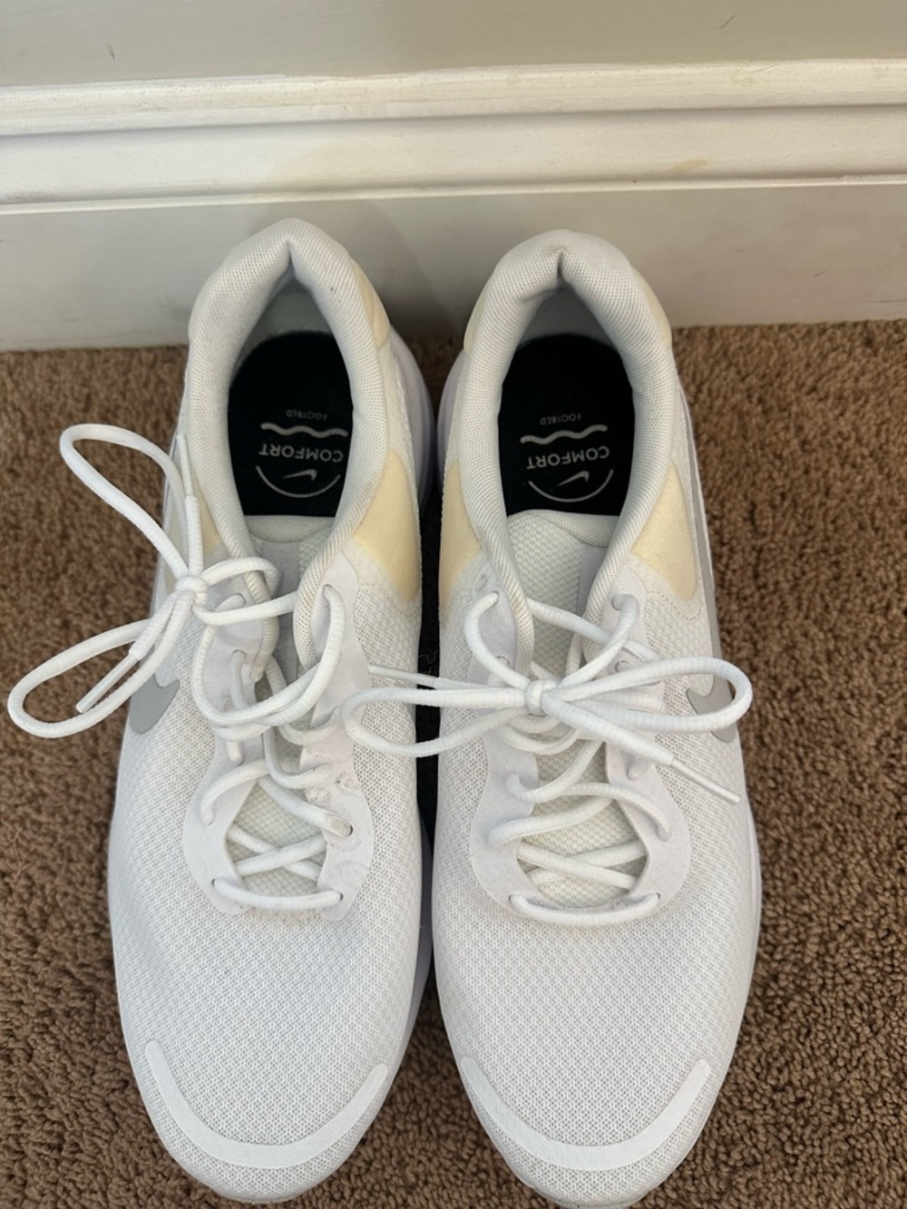 Nike Revolution Men’s Size 12 Athletic Shoes Sneaker Running Training - Picture 3 of 10